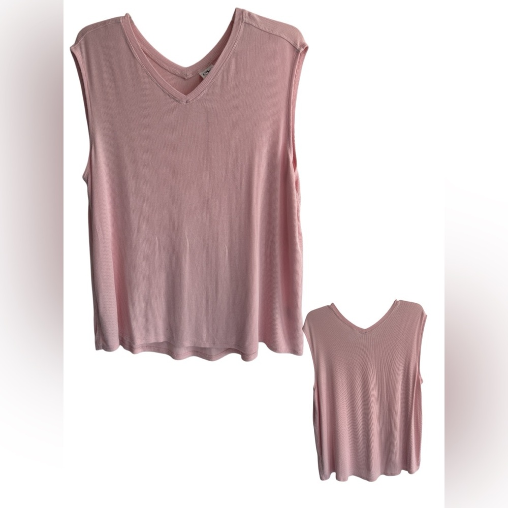 Athletic ribbed knit top